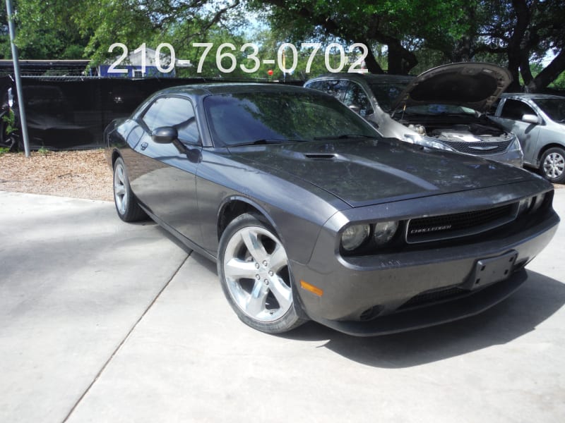 Dodge Challenger 2013 price $9,900