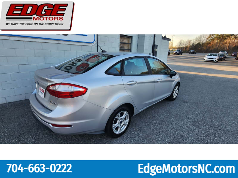 Ford Fiesta 2016 price $8,990