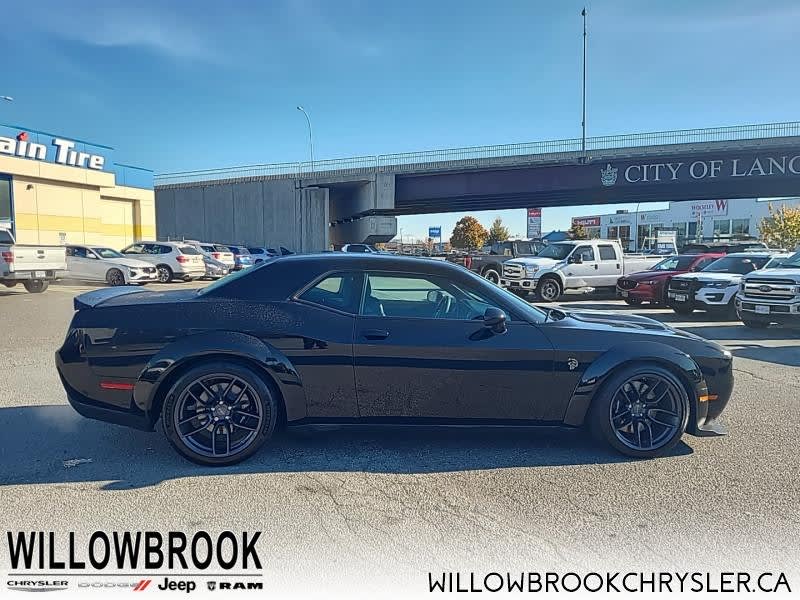 Dodge Challenger 2018 price $500