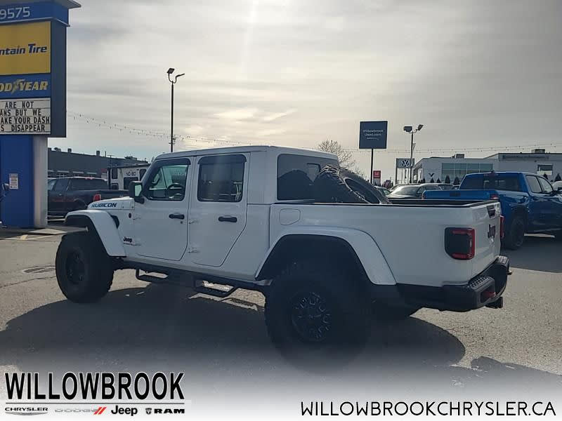 Jeep Gladiator 2021 price $500