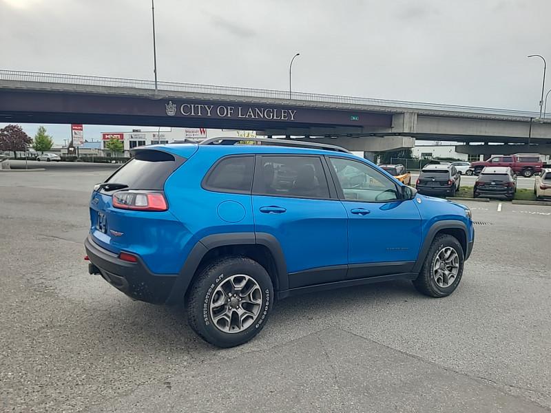 Jeep Cherokee 2021 price $500