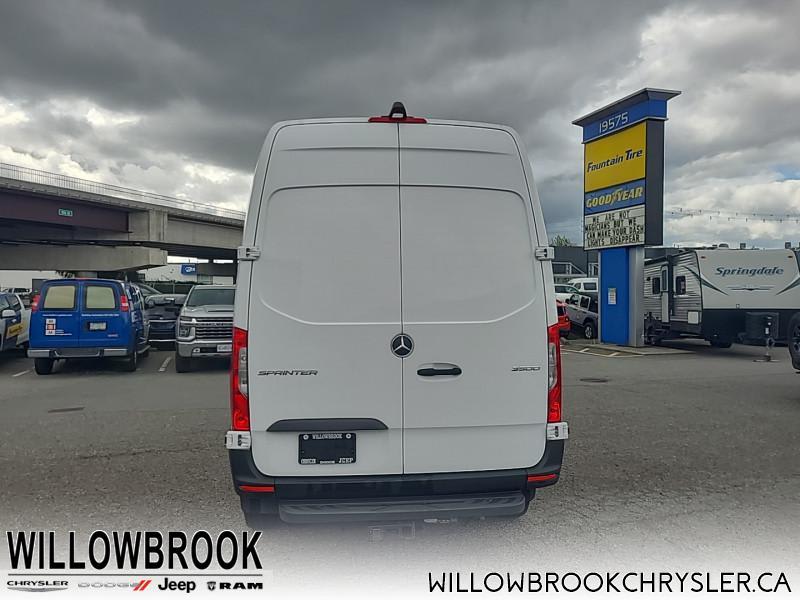 Mercedes-Benz Sprinter 2021 price $500