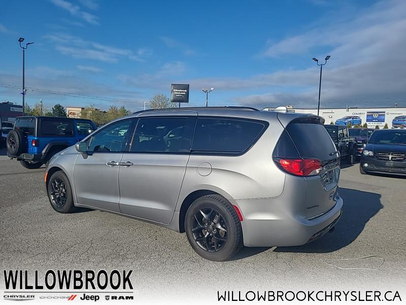 Chrysler Pacifica 2019 price $500