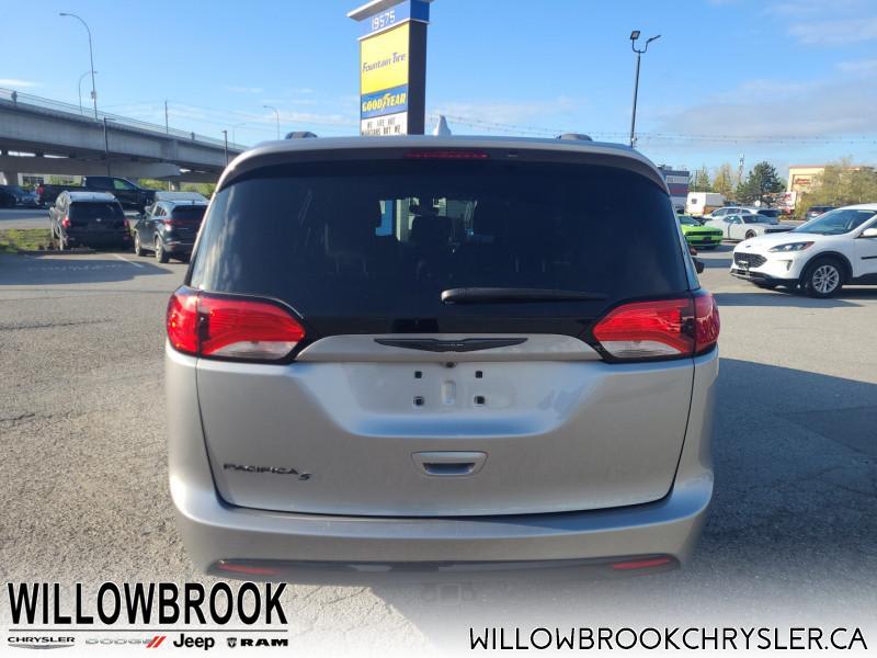 Chrysler Pacifica 2019 price $500