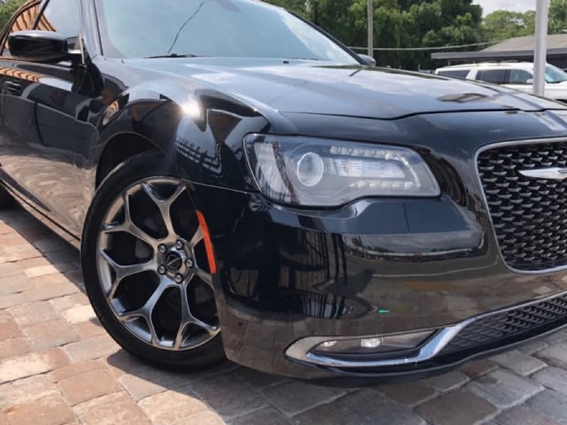 CHRYSLER 300 2015 price $15,980