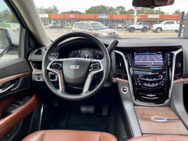 CADILLAC ESCALADE 2017 price $31,980