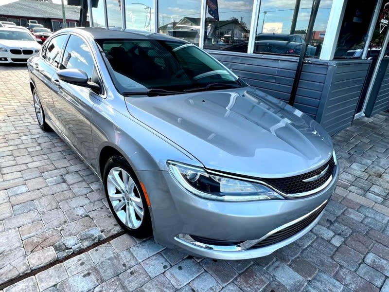 CHRYSLER 200 2016 price $12,990