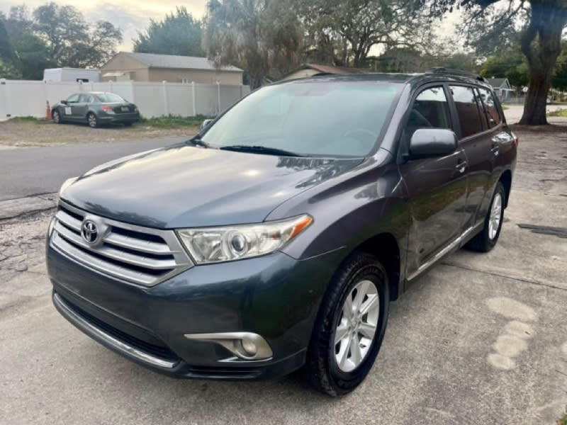 TOYOTA HIGHLANDER 2012 price $12,980