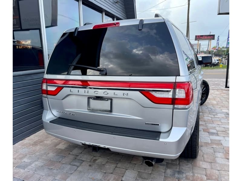 LINCOLN NAVIGATOR 2015 price $26,990