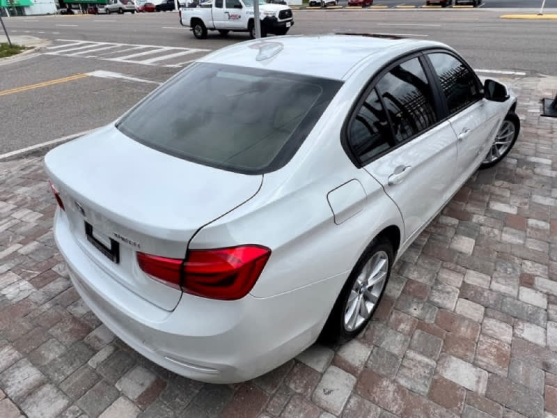 BMW 320 2016 price $16,980