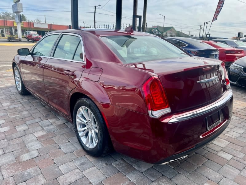 CHRYSLER 300 2020 price $19,980