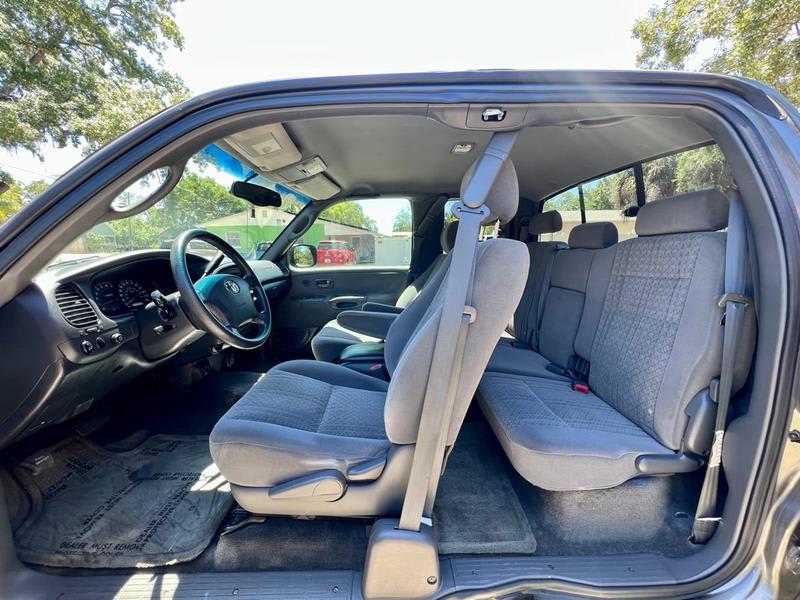 TOYOTA TUNDRA 2005 price $9,980