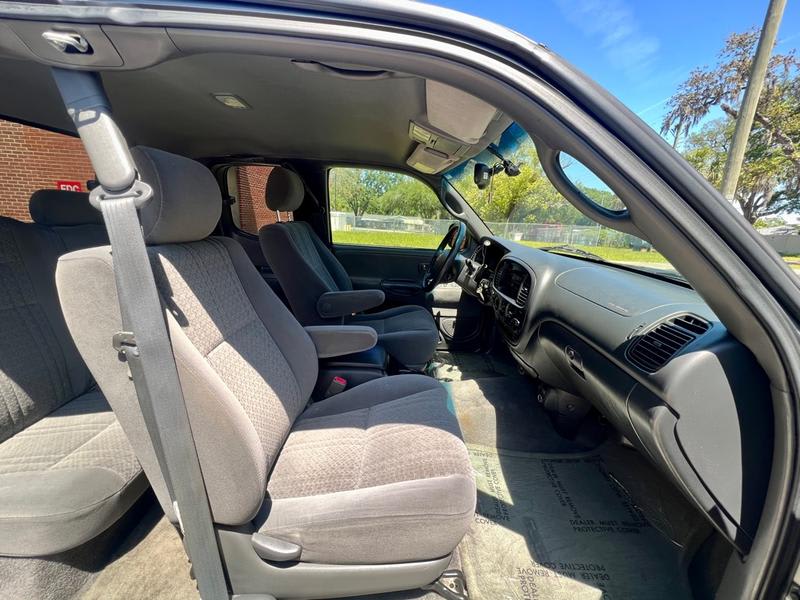 TOYOTA TUNDRA 2005 price $9,980