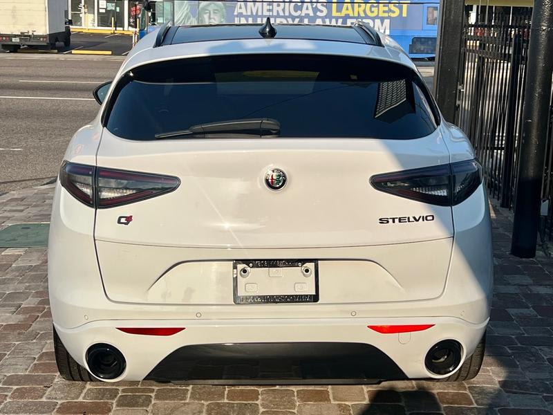 ALFA ROMEO STELVIO 2021 price $32,990