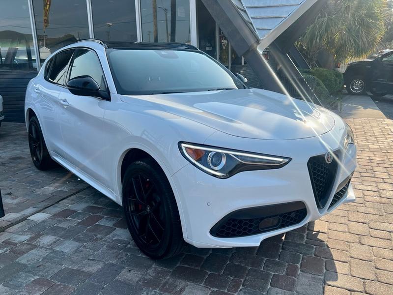 ALFA ROMEO STELVIO 2021 price $32,990