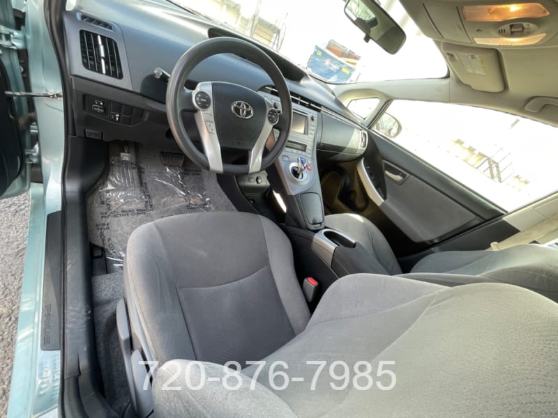 Toyota Prius 2015 price $9,950