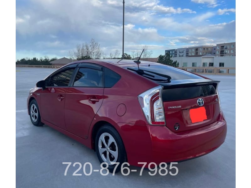 Toyota Prius 2012 price $9,700