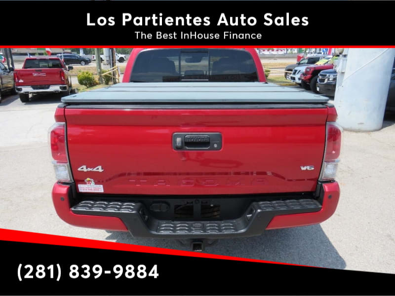 Toyota Tacoma 2018 price $6,995