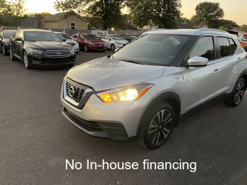 Nissan Kicks 2019 price $15,500