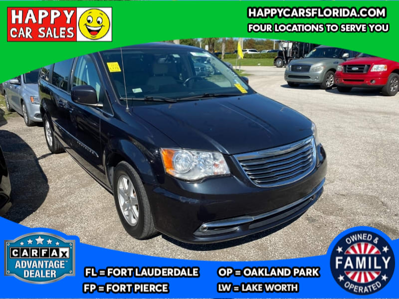 Chrysler Town & Country 2013 price $8,971