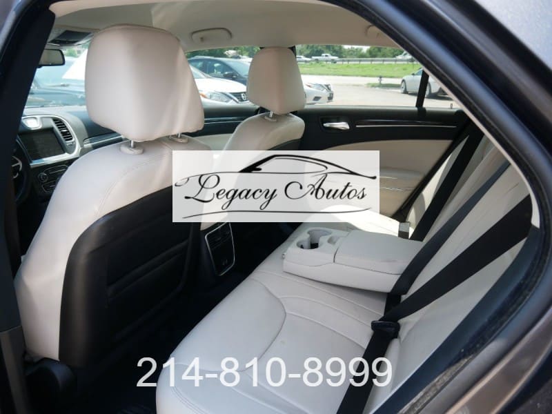 Chrysler 300 2015 price $18,495