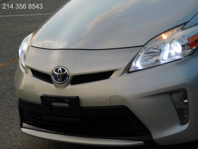 Toyota Prius 2012 price $9,990