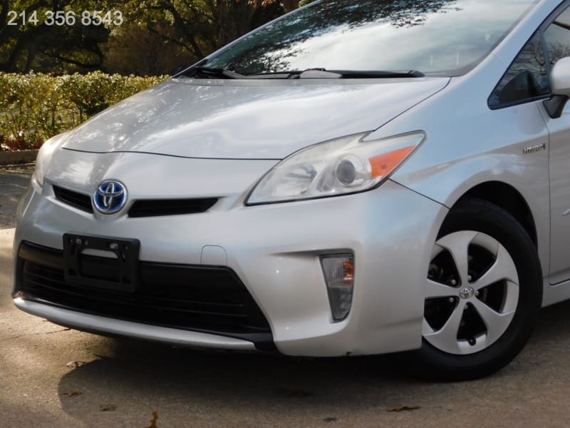 Toyota Prius 2012 price $10,490