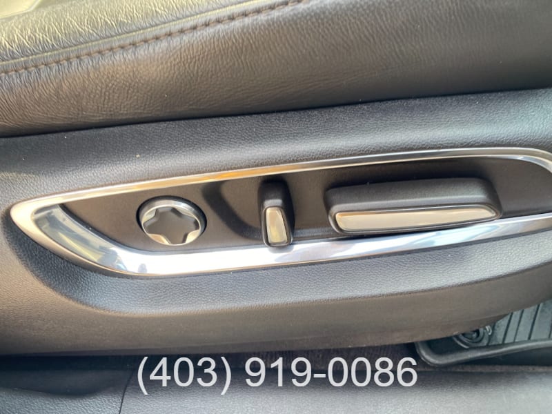 Acura MDX 2019 price $36,995