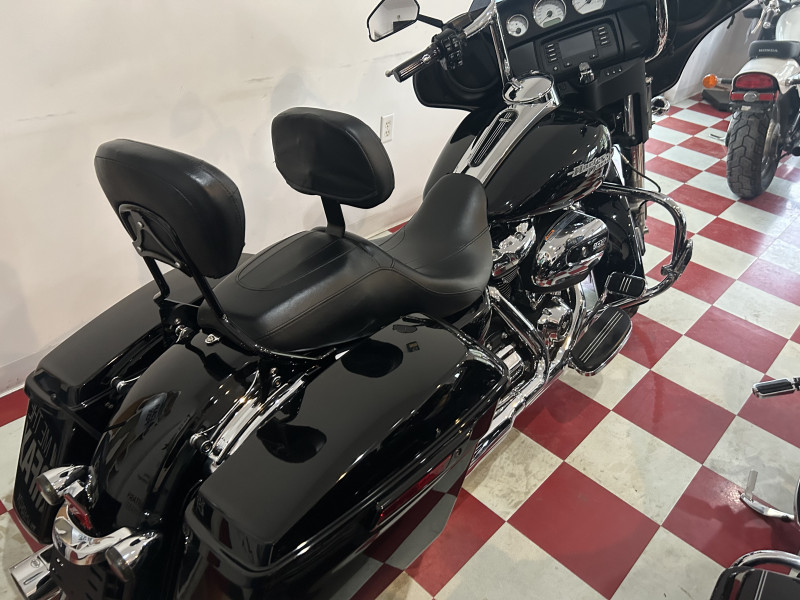 Harley-Davidson STREET GLIDE 2019 price $18,995