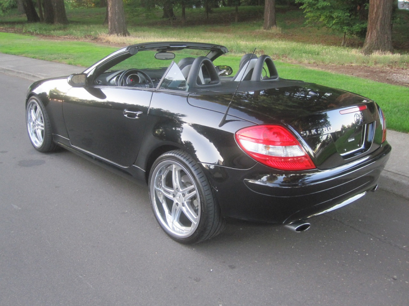 Mercedes-Benz SLK-Class 2007 price $13,995