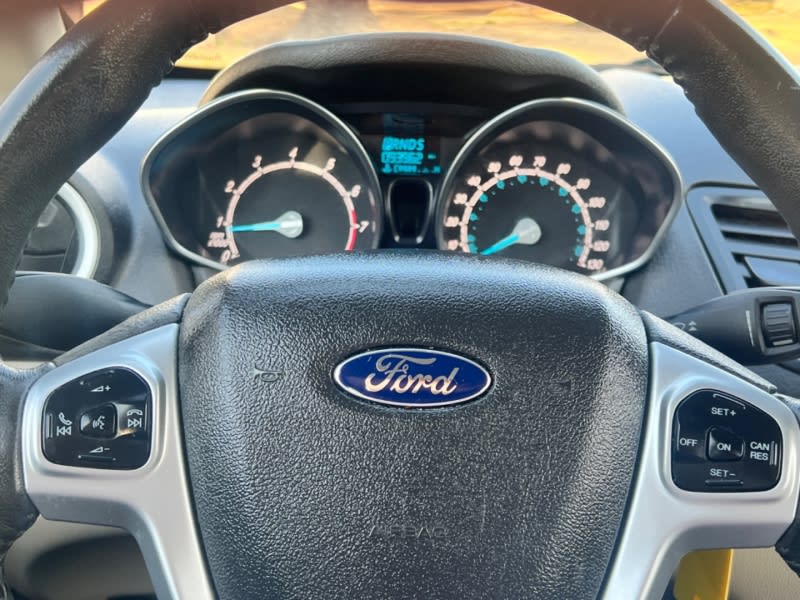 Ford Fiesta 2015 price $6,999