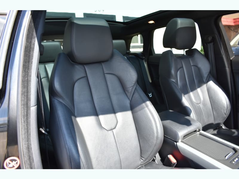 Land Rover Range Rover Evoque 2015 price $20,995