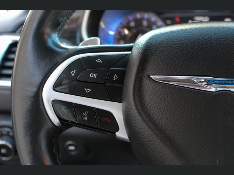 Chrysler 200 2015 price $13,495