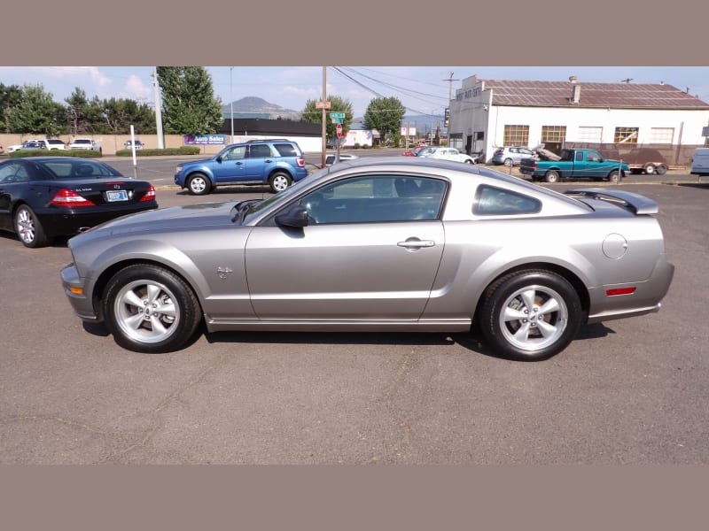 Ford Mustang 2009 price $19,975