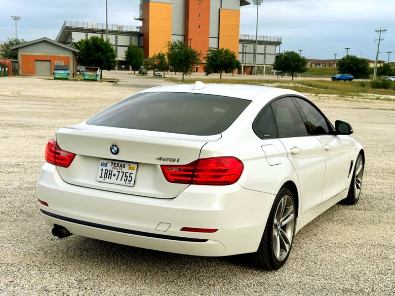 BMW 4-Series 2015 price $18,477