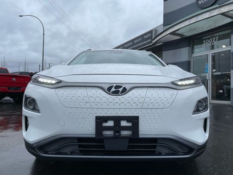 Hyundai Kona Electric 2021 price $45,488