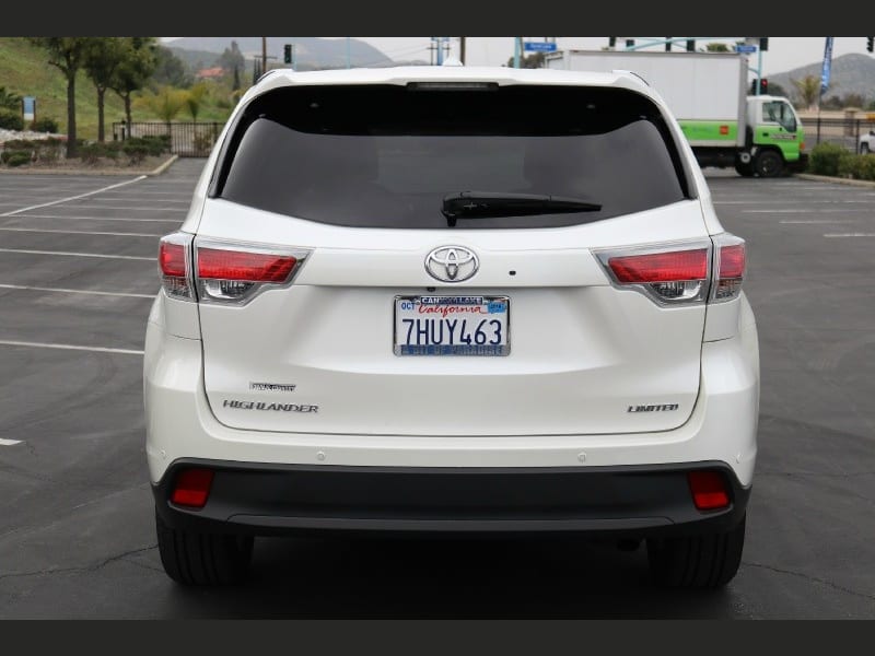 Toyota Highlander Limited V6 2015 price $27,995