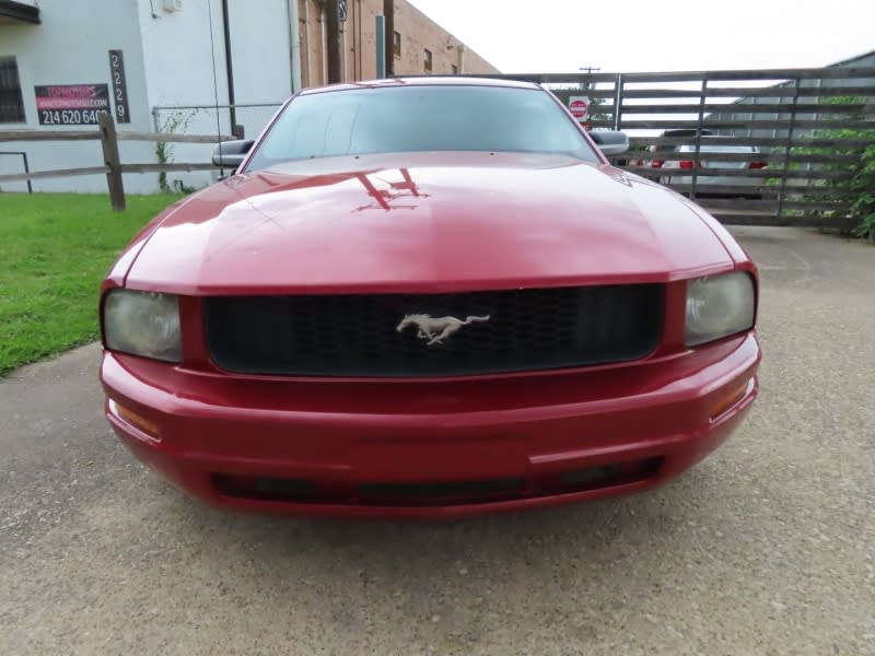 Ford Mustang 2009 price $5,995 Cash