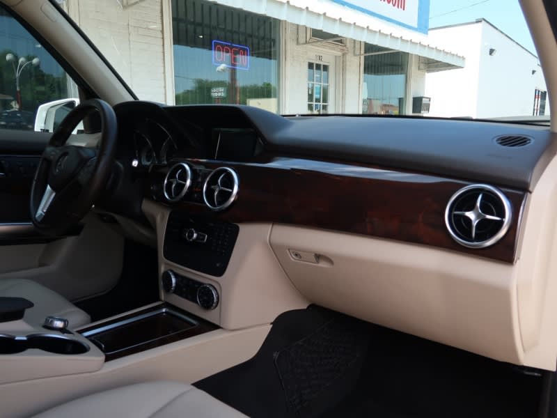 Mercedes-Benz GLK-Class 2015 price $21,997
