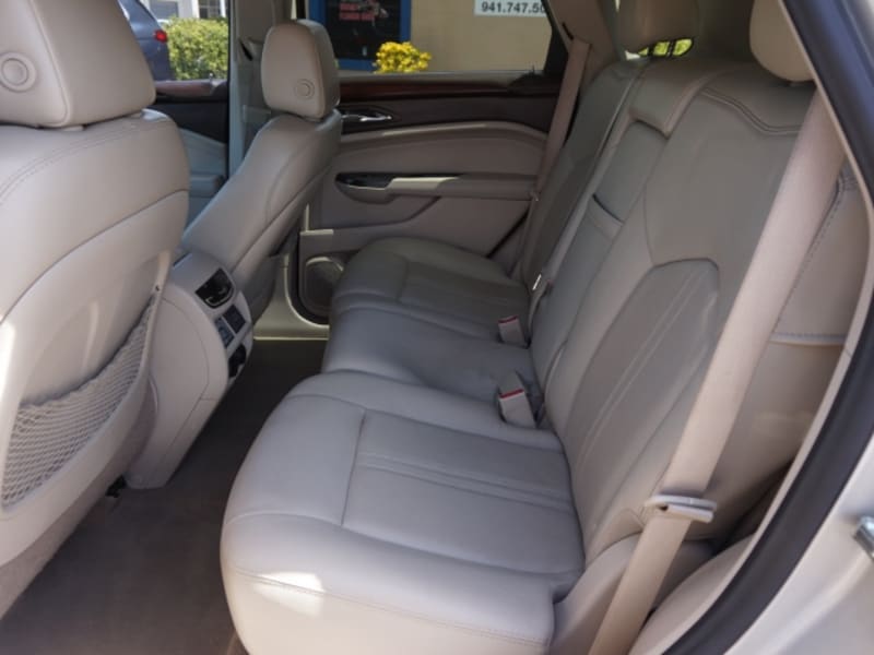 Cadillac SRX 2015 price $16,500