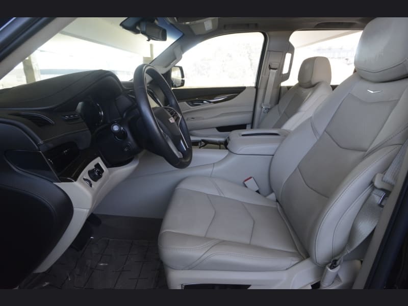 Cadillac Escalade ESV 2018 price $72,888