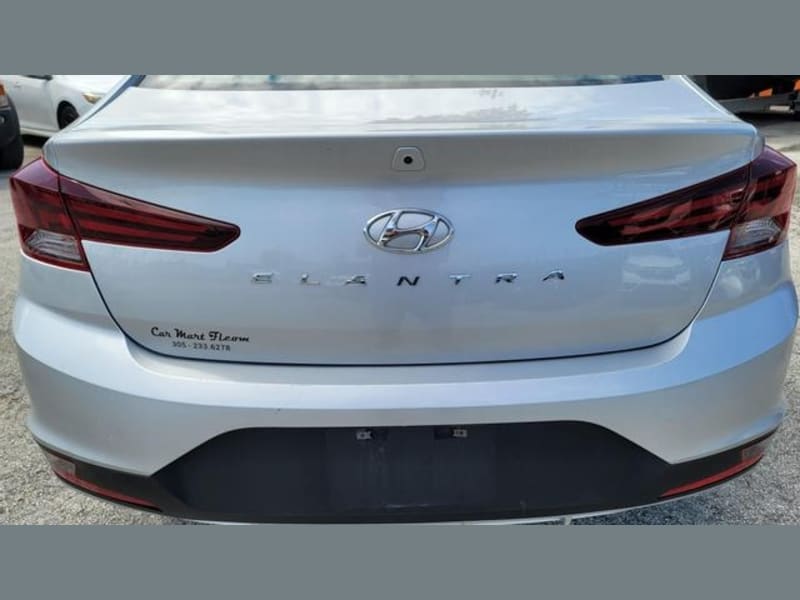Hyundai Elantra 2019 price $12,900