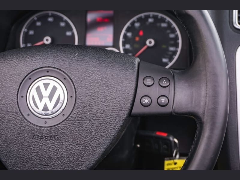 Volkswagen Eos 2008 price $4,990