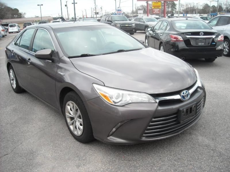 Toyota Camry Hybrid 2015 price $7,900