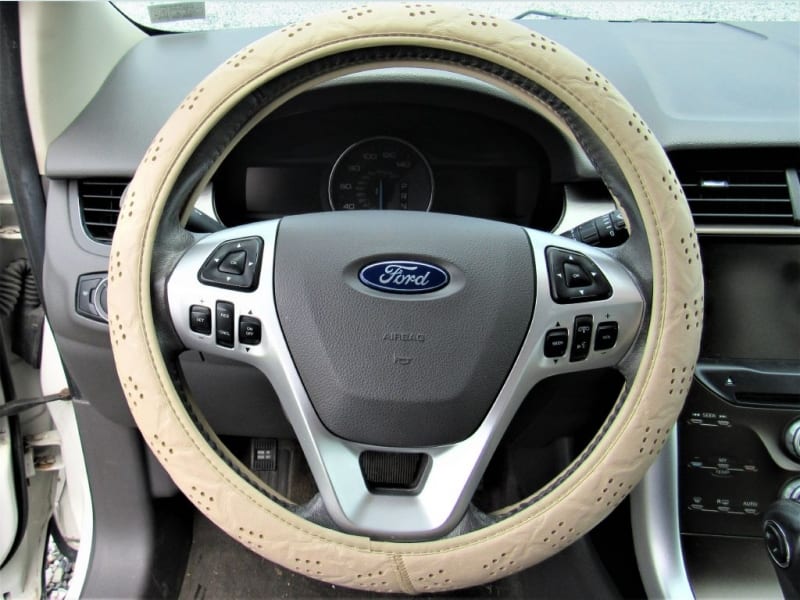 Ford Edge 2013 price $14,695