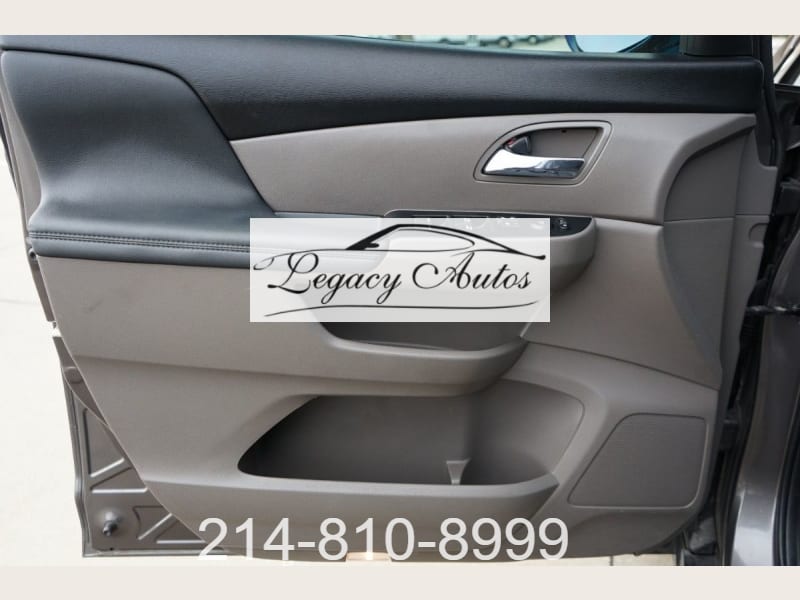 Honda Odyssey 2016 price $17,995