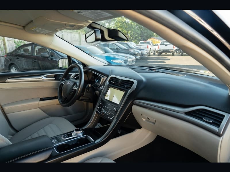 Ford Fusion Hybrid 2019 price $19,790