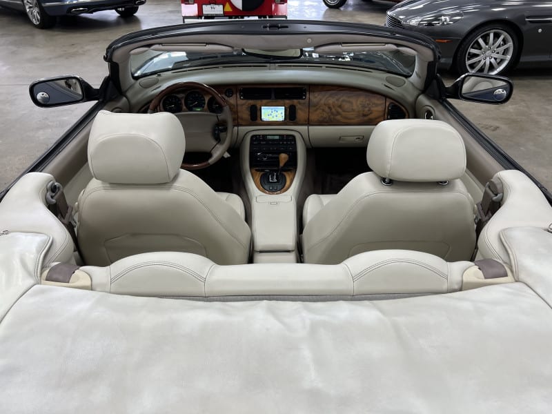 Jaguar XKR 2001 price Sold