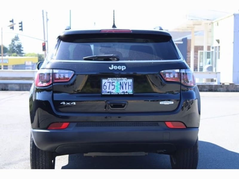 Jeep Compass 2022 price Call for Pricing.