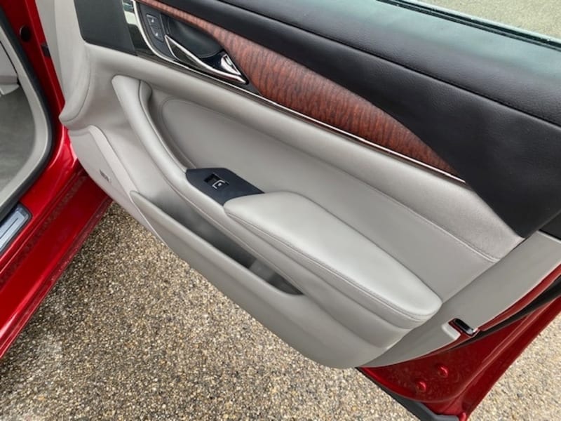 Cadillac CTS Sedan 2014 price $16,997